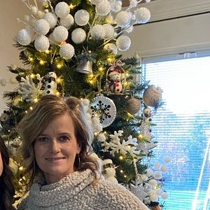 Meet your Posher, Leanna